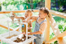 Urheber: natalialeb / Lizenzgeber: Adobe Stock