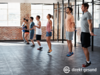Fitnesskurs in Aktion.