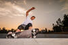 Actionsportarten: Mann mit Skateboard